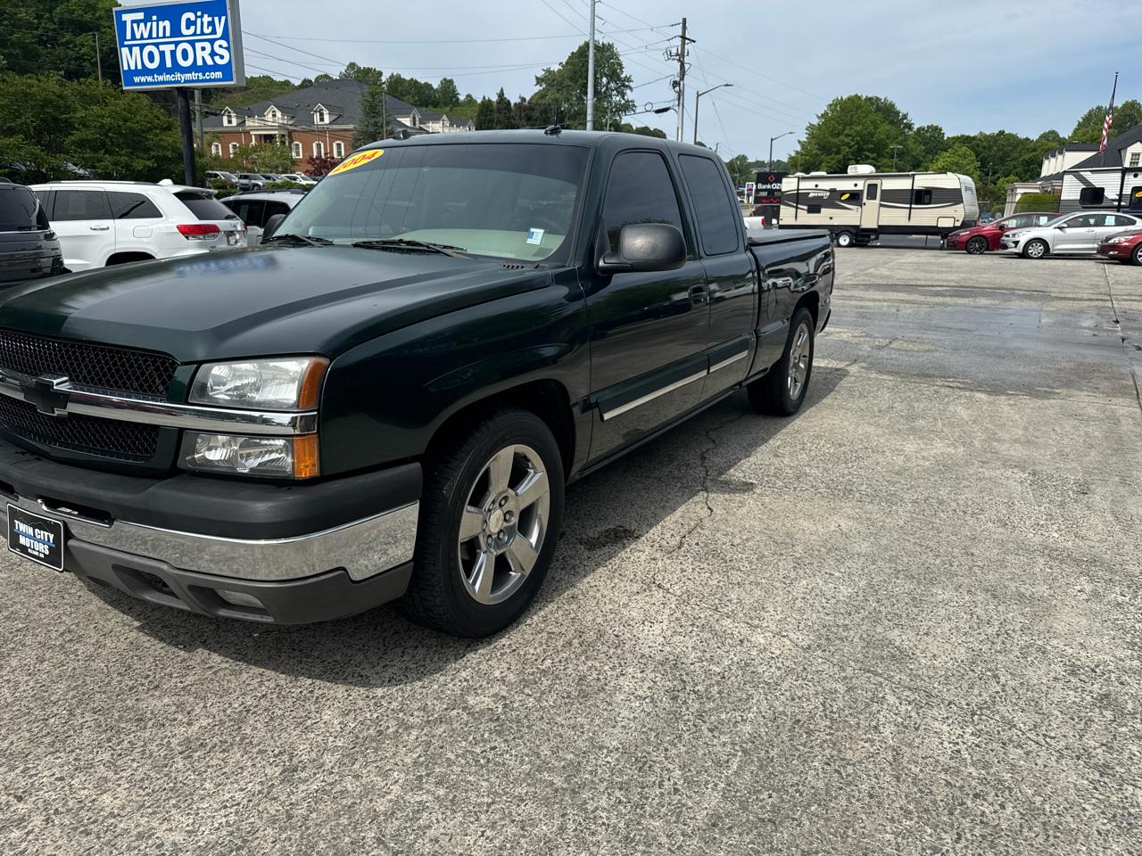 Chevrolet Silverado 1500 4dr Ext Cab 143.5" WB LT 2004