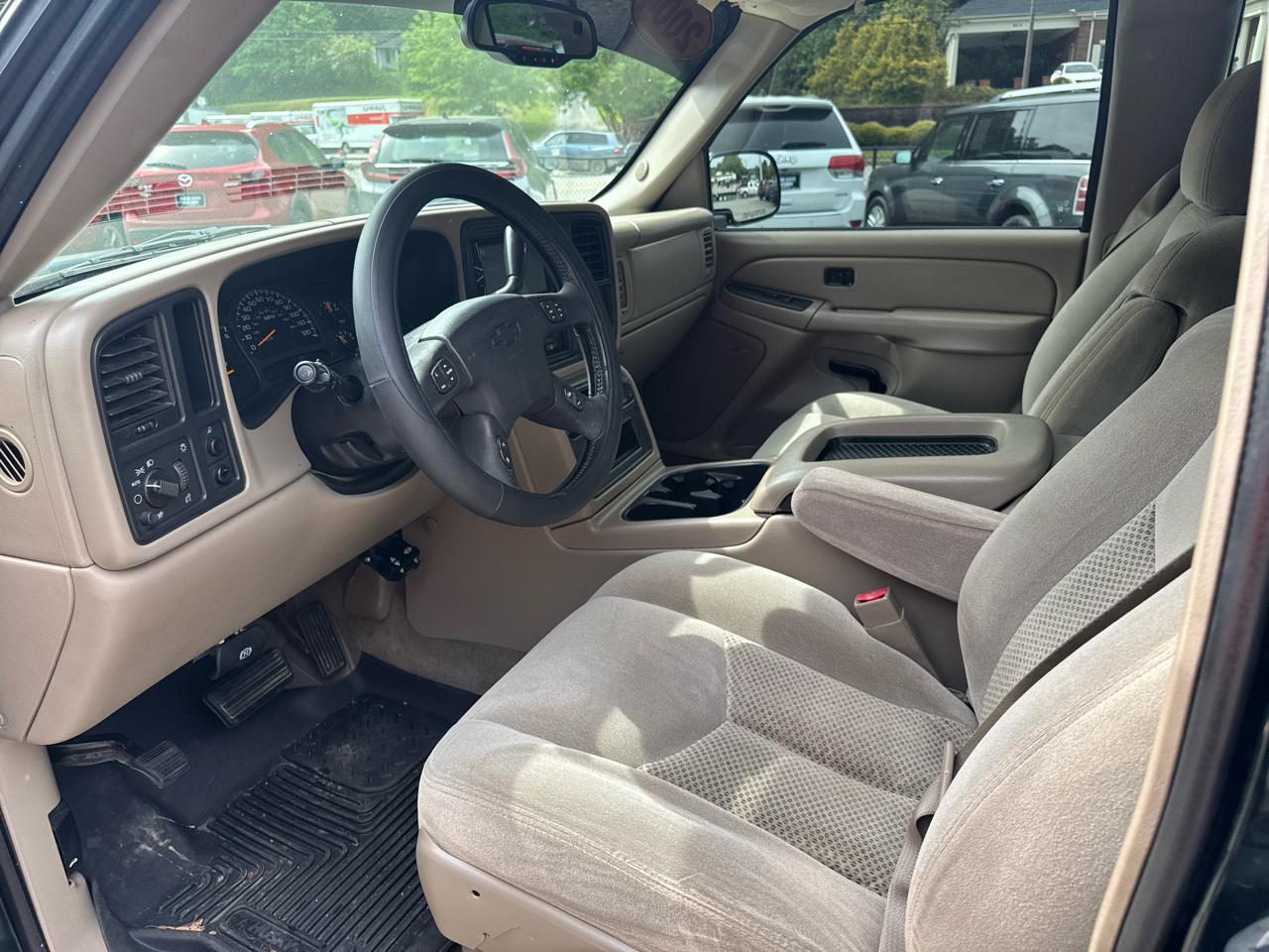 Chevrolet Silverado 1500 4dr Ext Cab 143.5" WB LT 2004