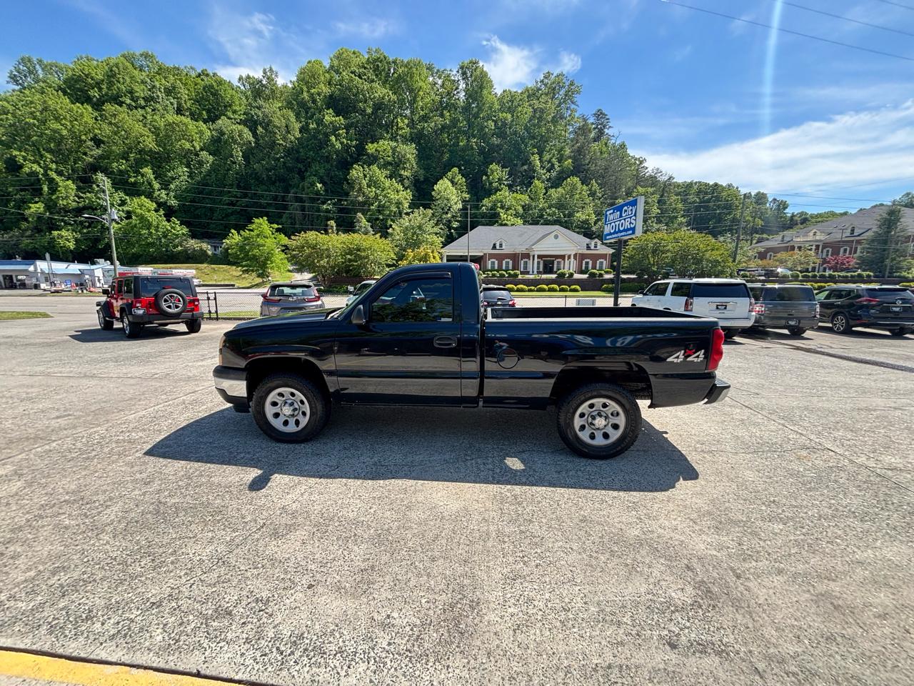 Chevrolet Silverado 1500 Classic 4WD Reg Cab 119.0" Work Truck 2007