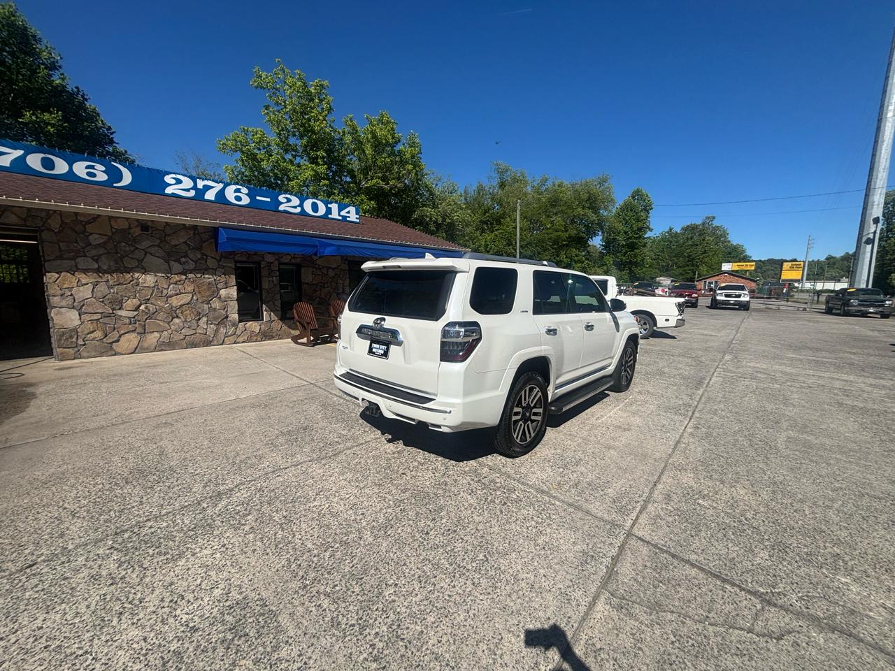 Toyota 4Runner Limited V6 4D SUV 4WD 2017