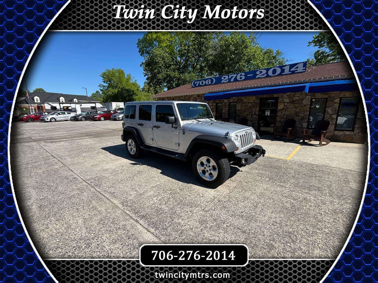 Jeep Wrangler Unlimited 4WD 4dr Sahara 2012