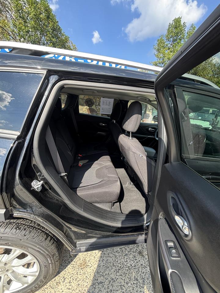 Jeep Cherokee Latitude 4x4 2021