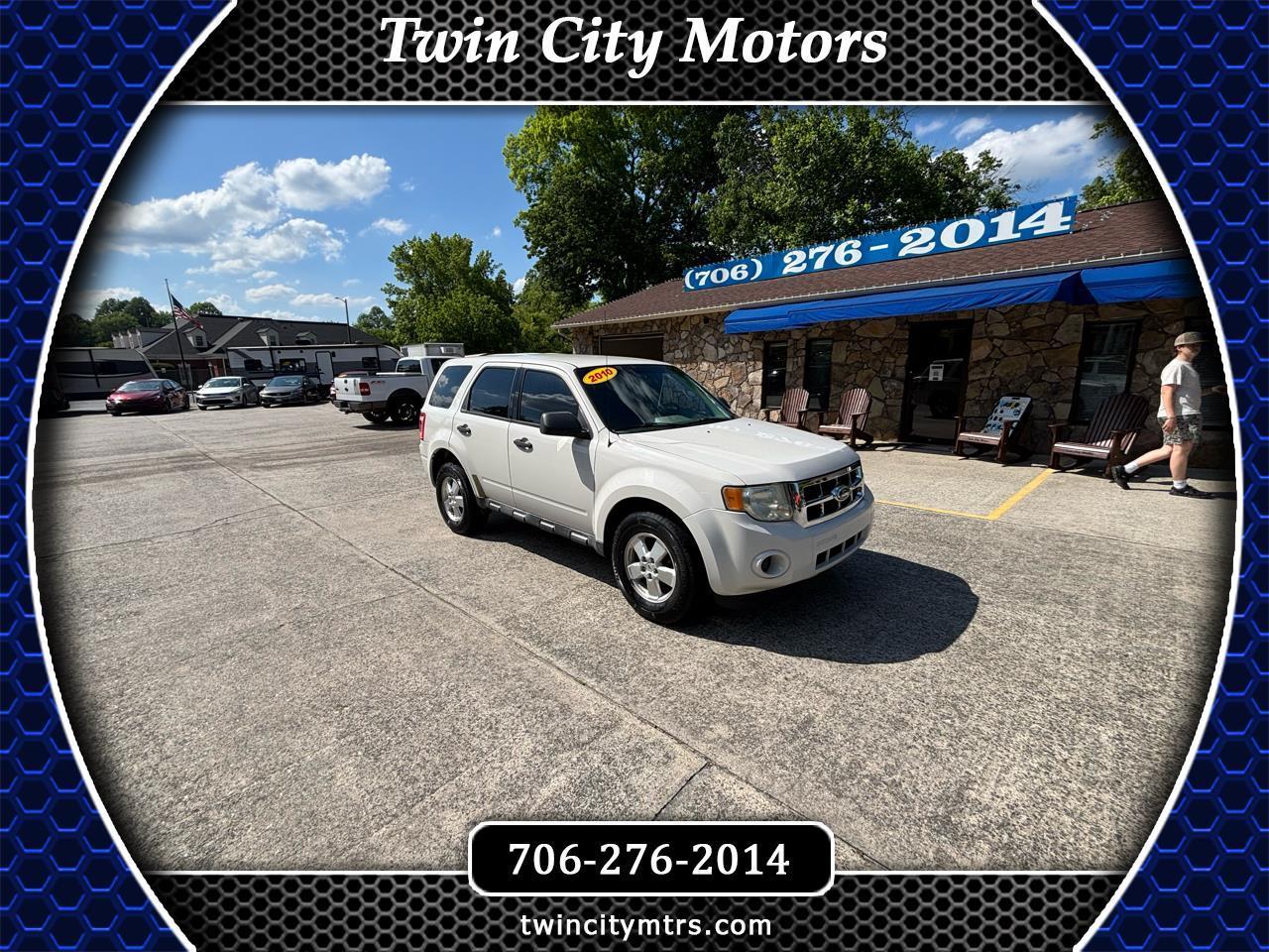 2010 Ford Escape's photo