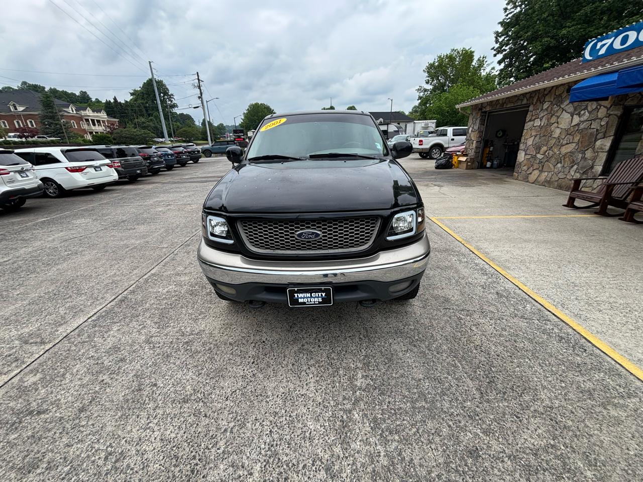 Ford F-150 SuperCrew Crew Cab 139" King Ranch 4WD 2001