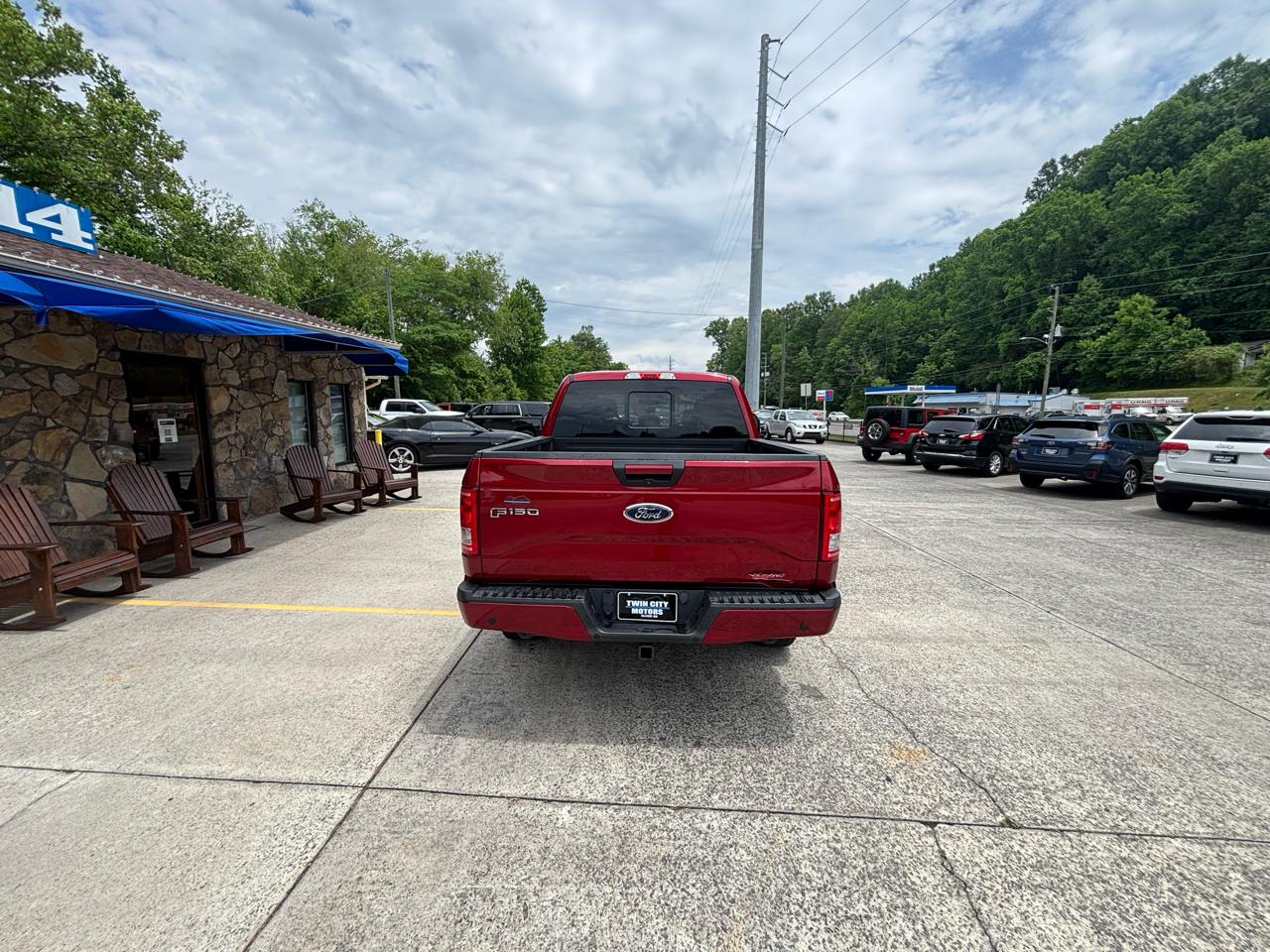 Ford F-150 4WD SuperCrew 145" FX4 2015