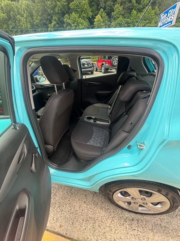 Chevrolet Spark 4dr HB CVT LS 2022