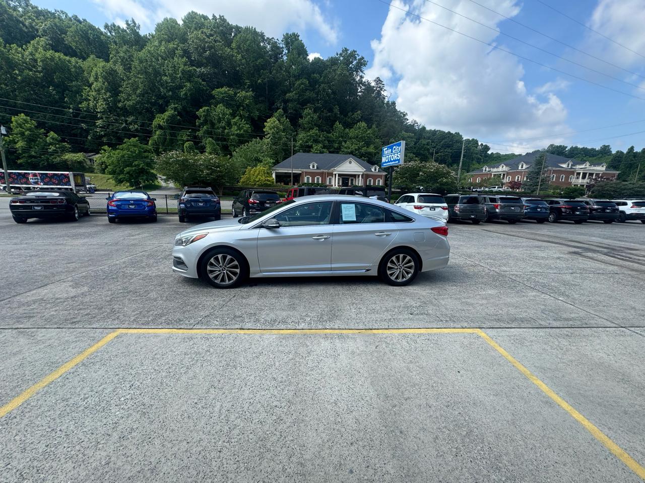 Hyundai Sonata 4dr Sdn 2.4L Sport 2016