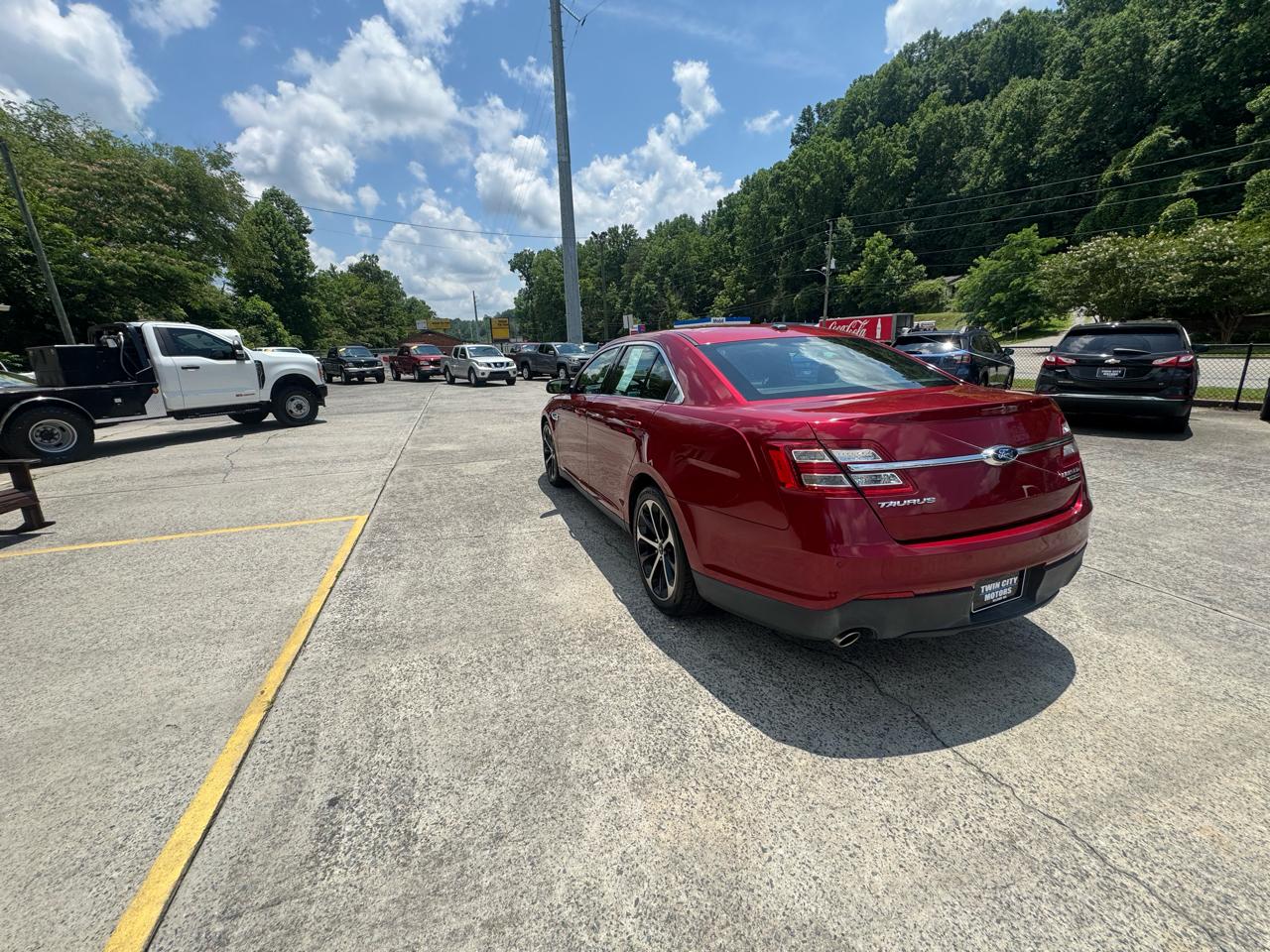 Ford Taurus 4dr Sdn Limited FWD 2014