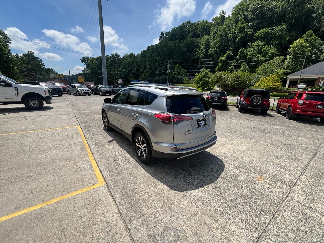 Toyota RAV4 Adventure FWD (Natl) 2018