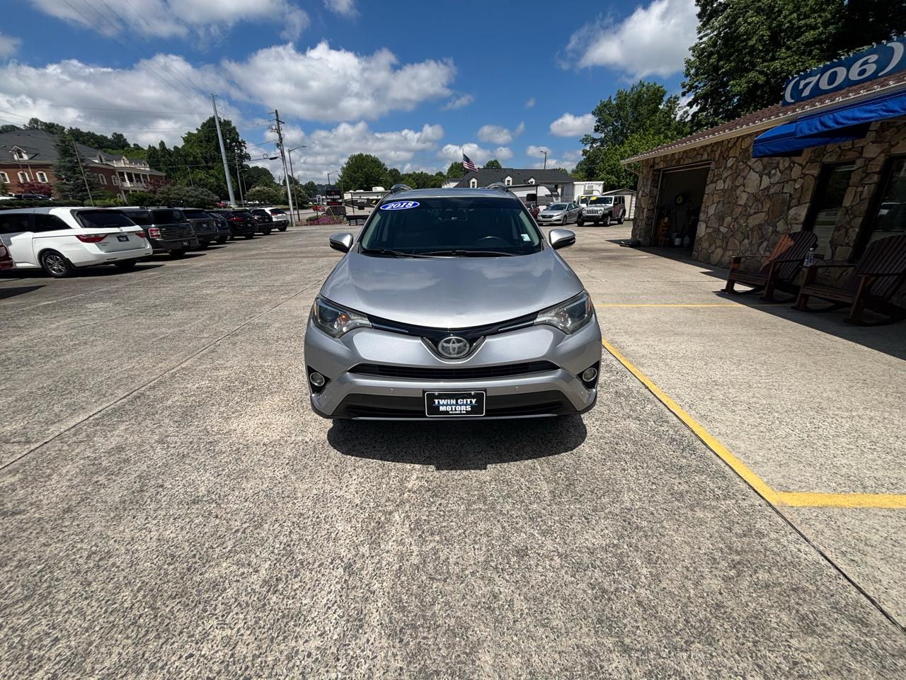 Toyota RAV4 Adventure FWD (Natl) 2018