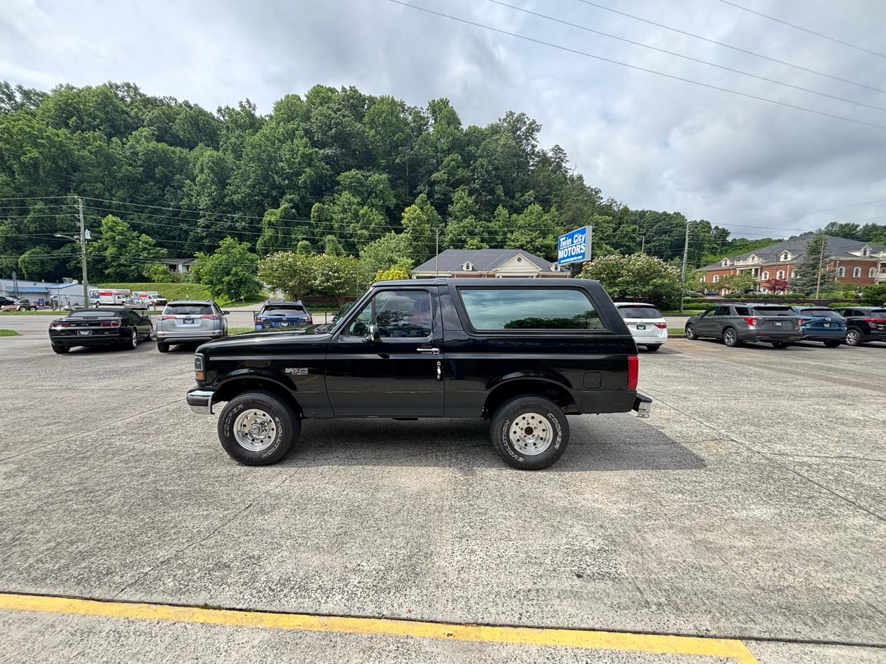 Ford Bronco 105" WB Eddie Bauer 1996