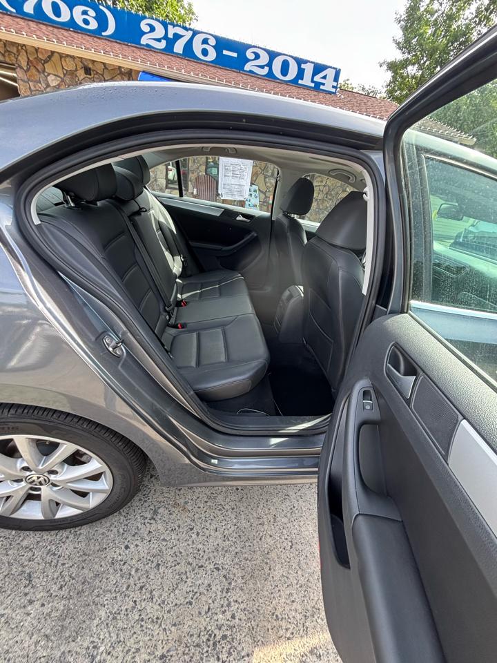 Volkswagen Jetta Sedan 4dr Auto SE 2014