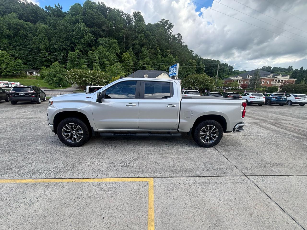 Chevrolet Silverado 1500 4WD Crew Cab 147" RST 2019