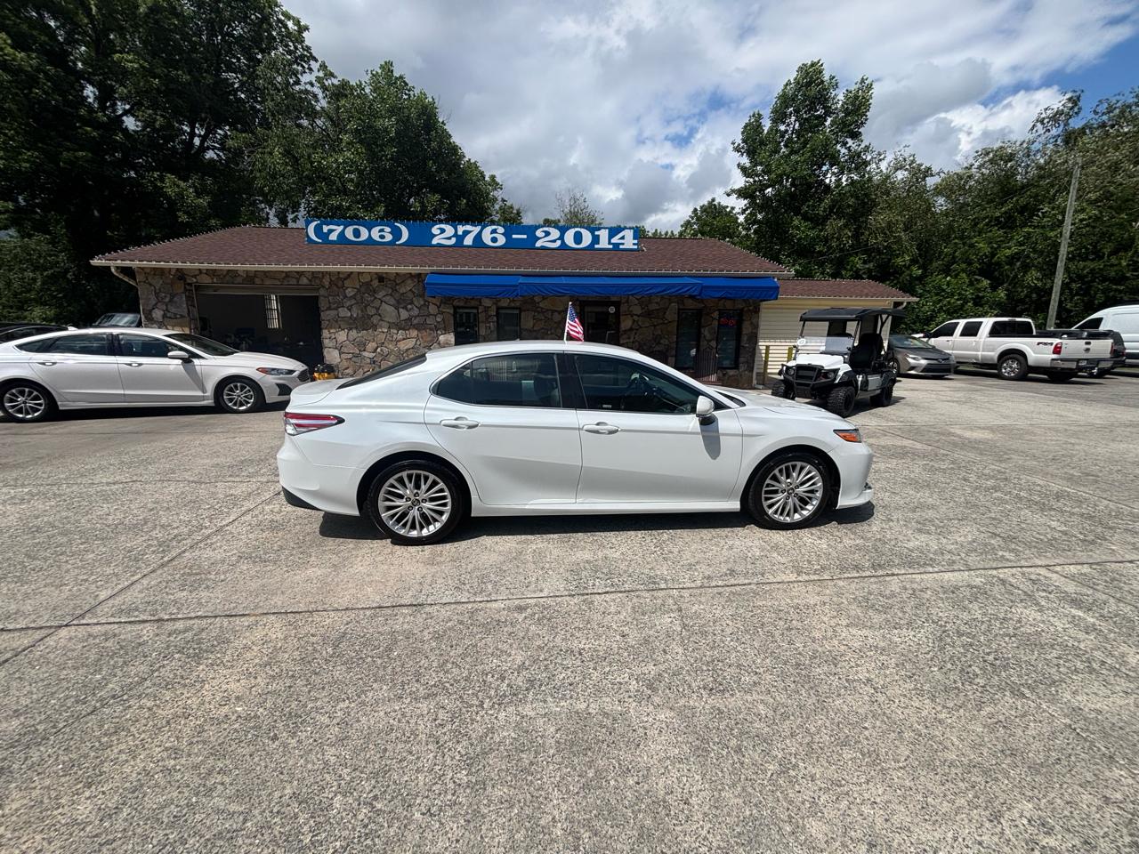 Toyota Camry XLE Auto (Natl) 2018