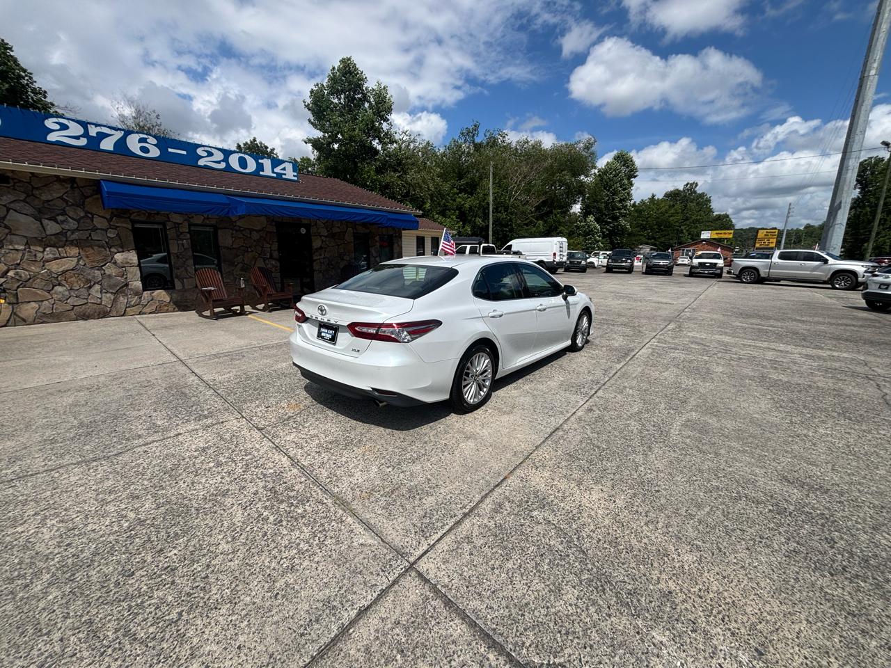 Toyota Camry XLE Auto (Natl) 2018