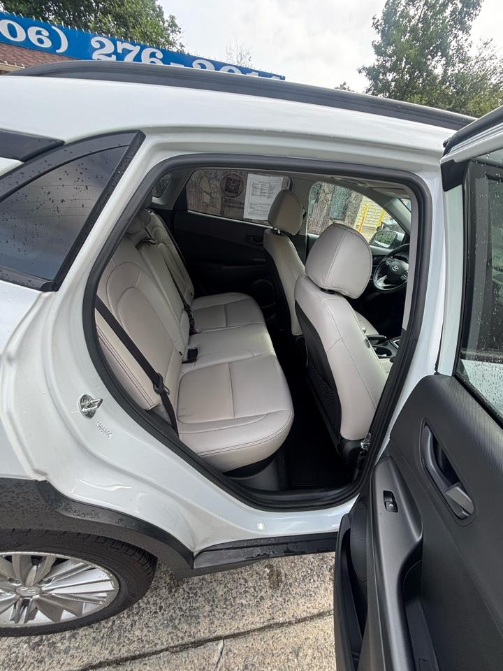 Hyundai Kona SEL Auto FWD 2019
