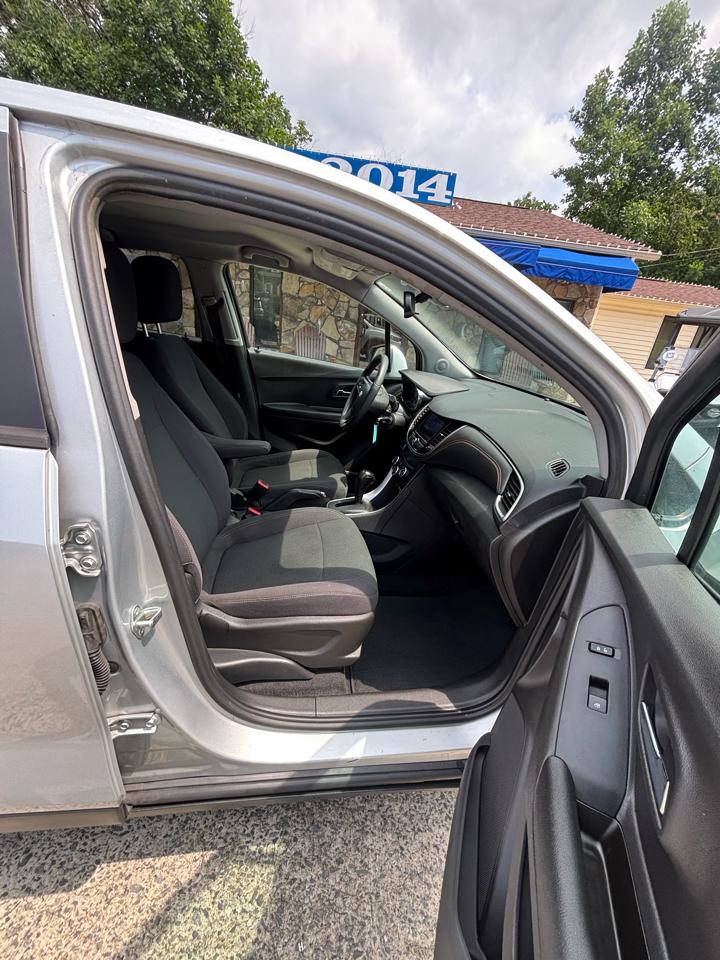 Chevrolet Trax FWD 4dr LS 2020