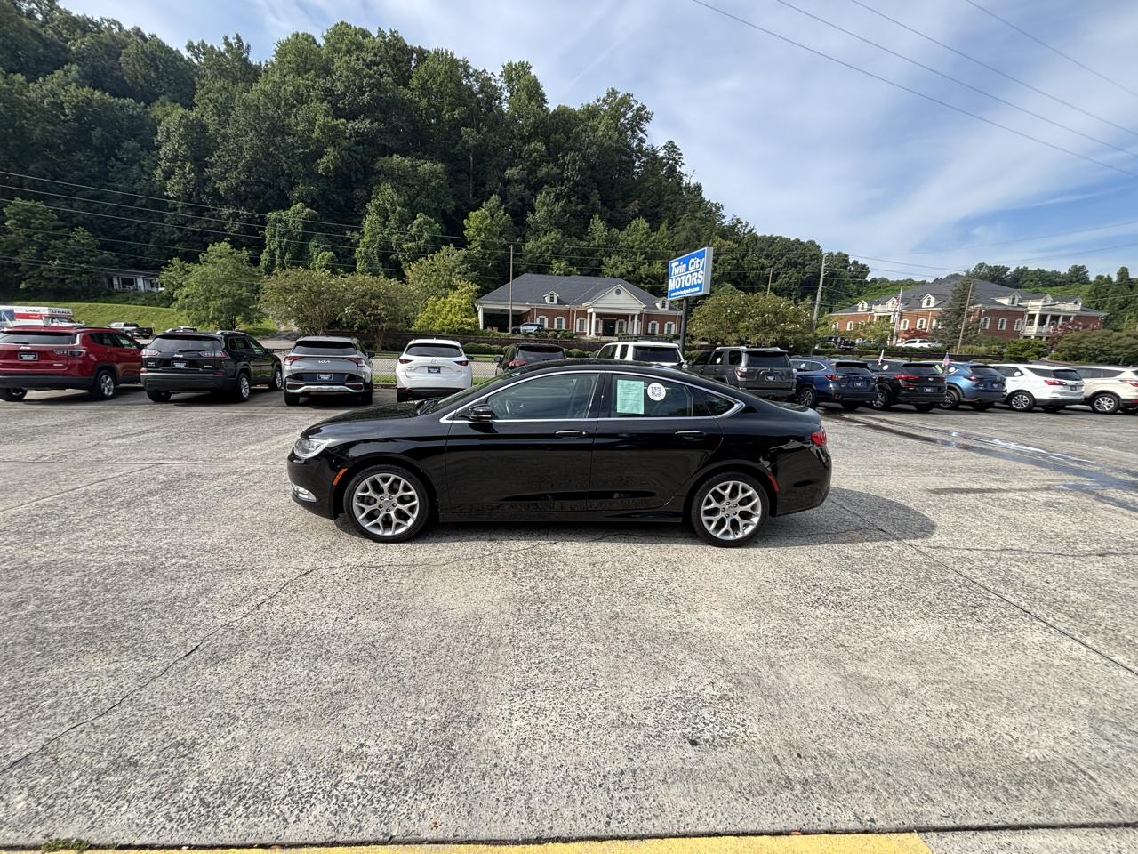 2015 Chrysler 200 C - Photo 6