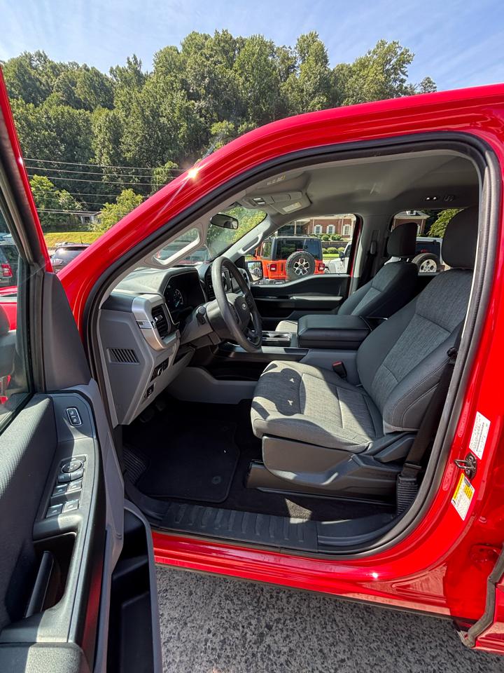 Ford F-150 4WD SuperCrew 145" XL 2021