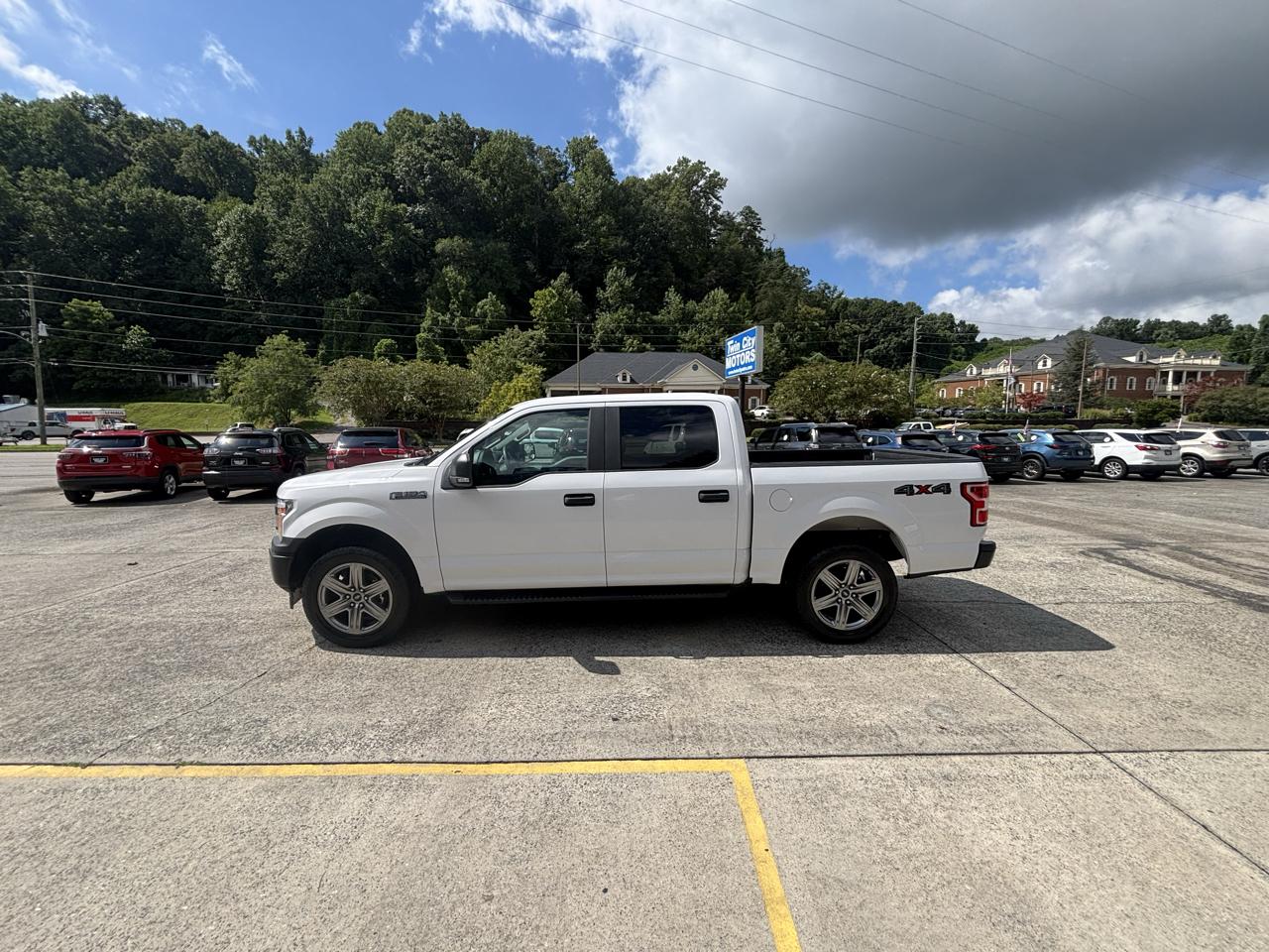 Ford F-150 4WD SuperCab 145" XL 2020