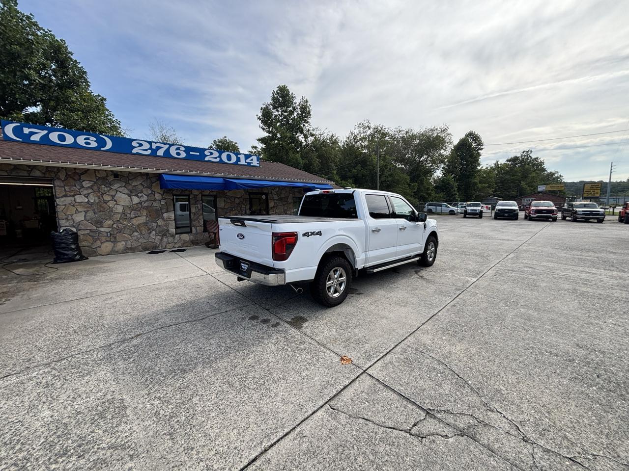 Ford F-150 4WD SuperCrew 145" XLT 2024