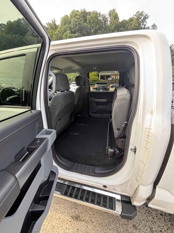 Ford F-150 4WD SuperCrew 145" XLT 2024