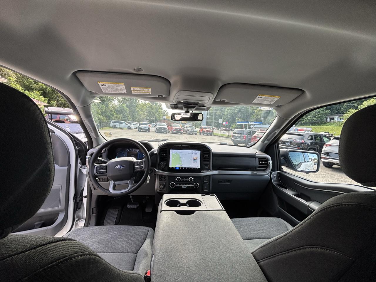 Ford F-150 4WD SuperCrew 145" XLT 2024
