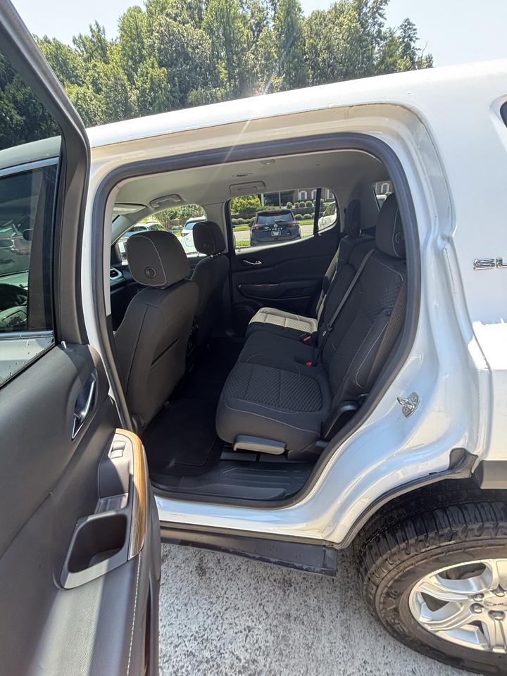 GMC Acadia AWD 4dr SLE w/SLE-1 2019
