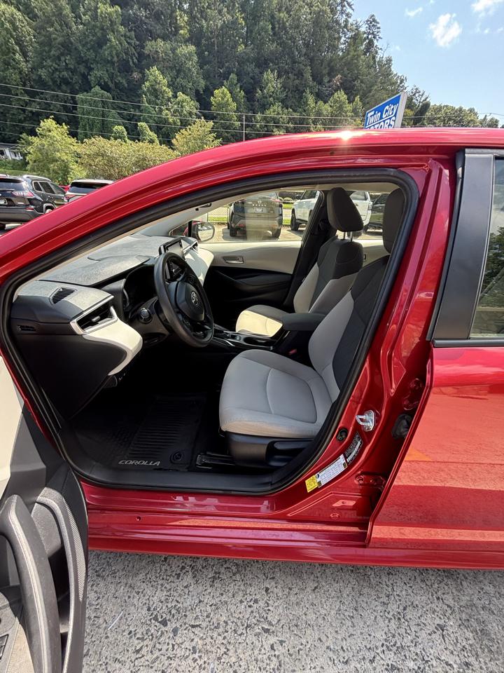 Toyota Corolla LE CVT (Natl) 2021
