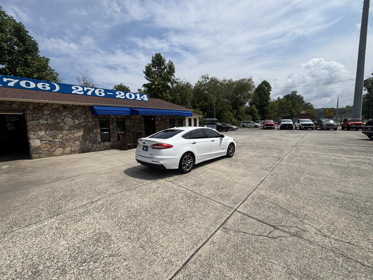 Ford Fusion Hybrid Titanium FWD 2019