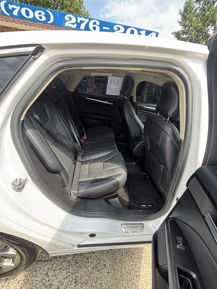 Ford Fusion Hybrid Titanium FWD 2019