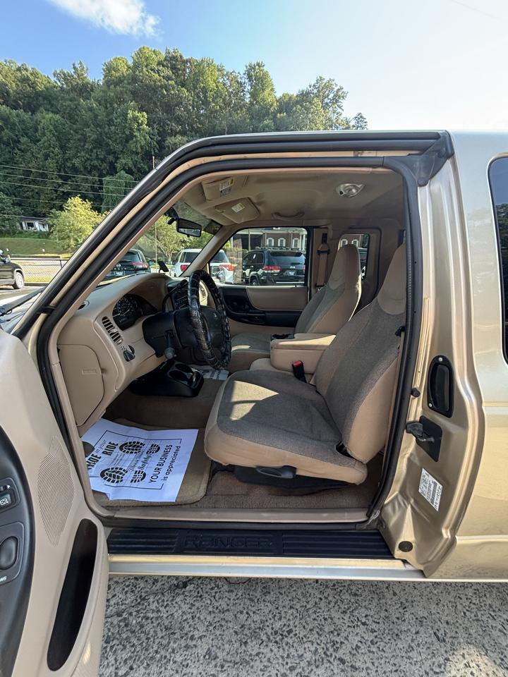 Ford Ranger 4dr Supercab 4.0L XLT FX4 4WD 2002
