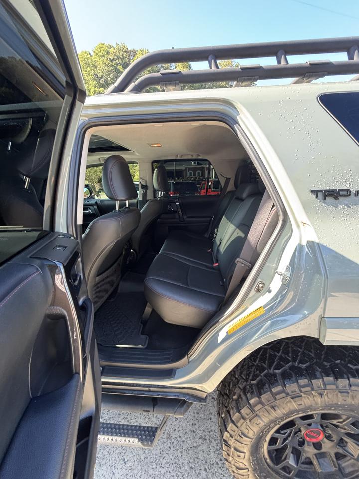 Toyota 4Runner TRD Pro 4WD (Natl) 2021