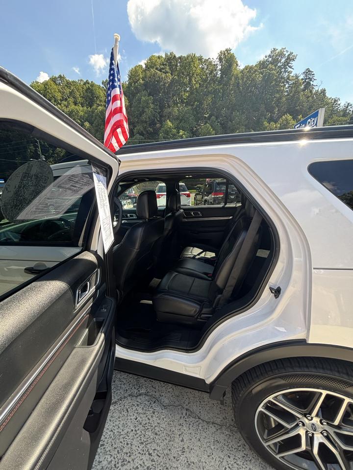 Ford Explorer Sport 4WD 2019