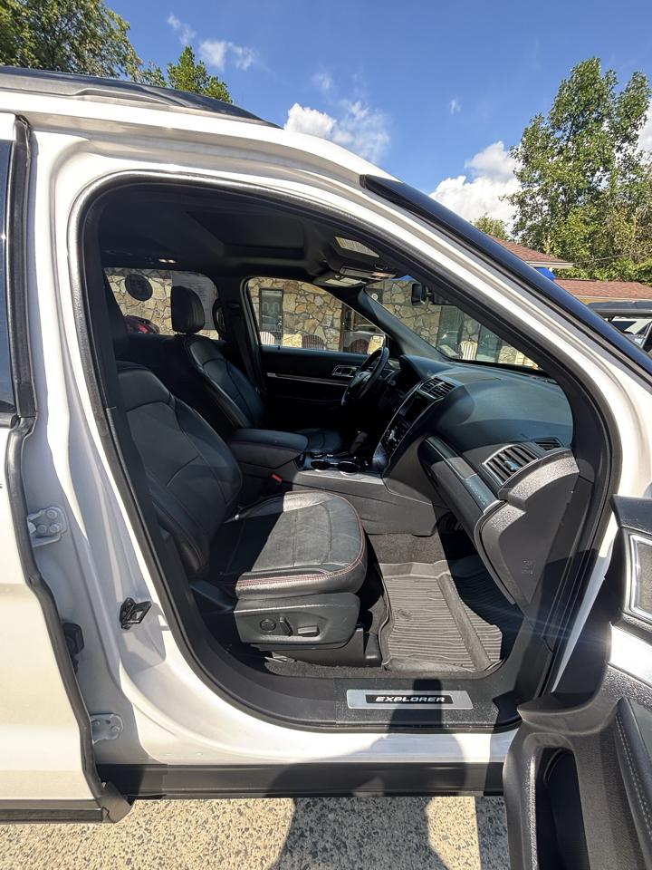 Ford Explorer Sport 4WD 2019