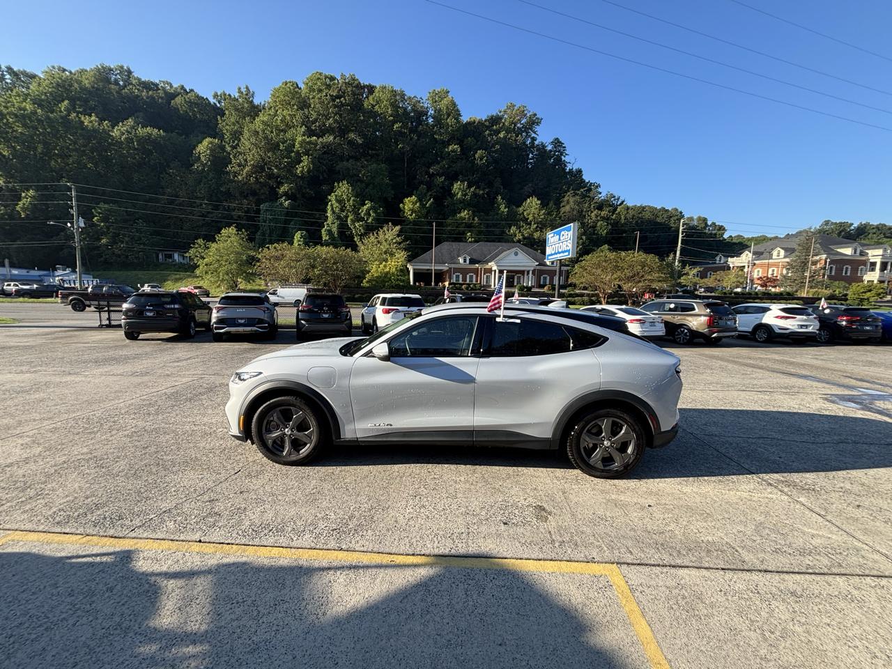 Ford Mustang Mach-E Select AWD 2022