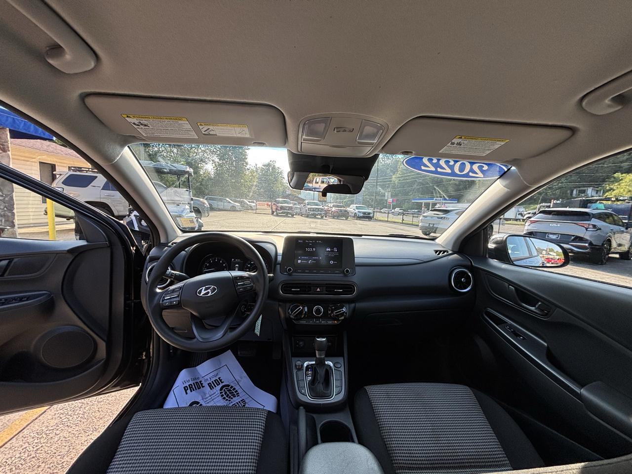 Hyundai Kona SE Auto FWD 2022