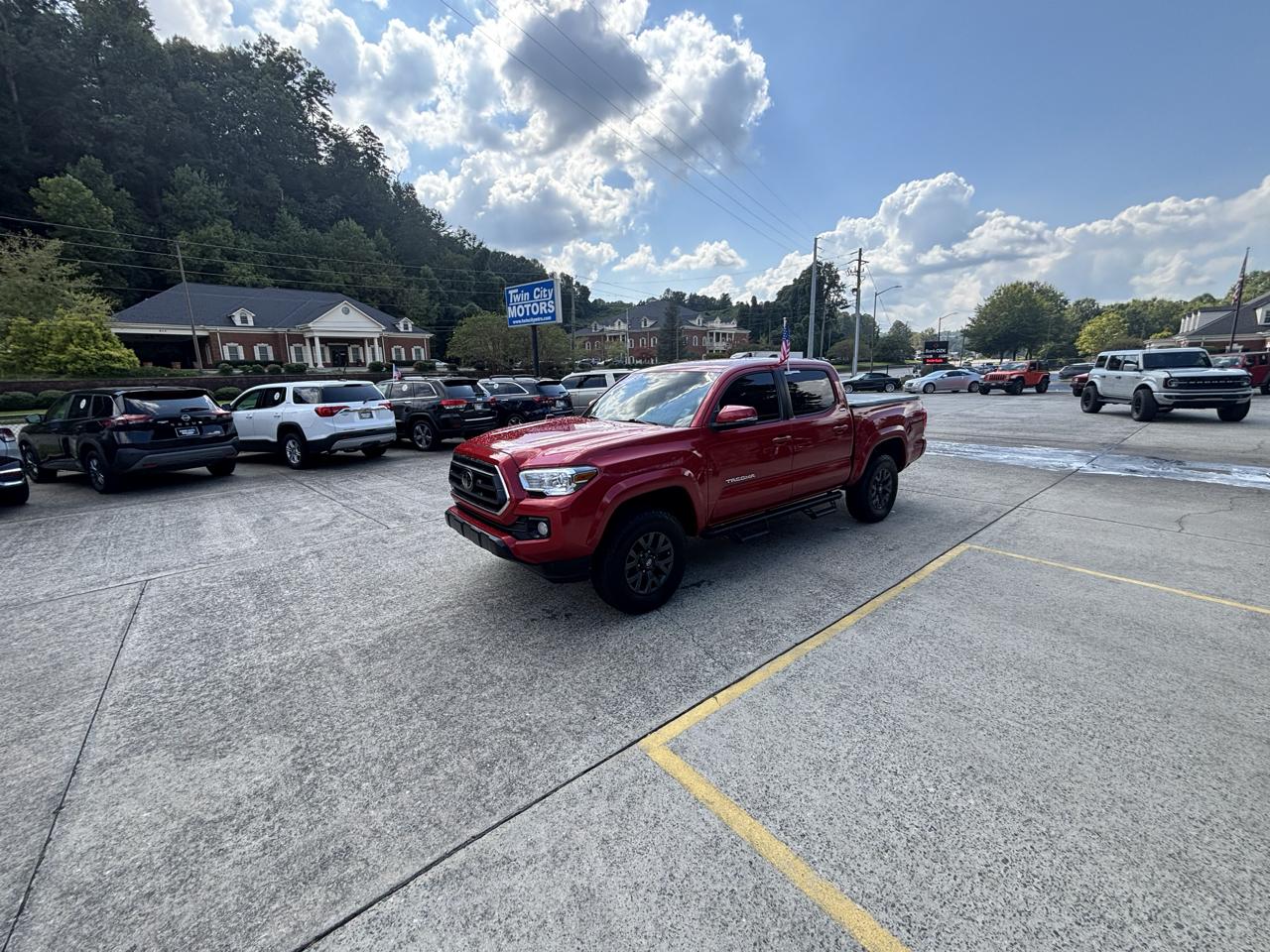 Toyota Tacoma 4WD TRD Off Road Double Cab 5' Bed V6 MT (Natl) 2023