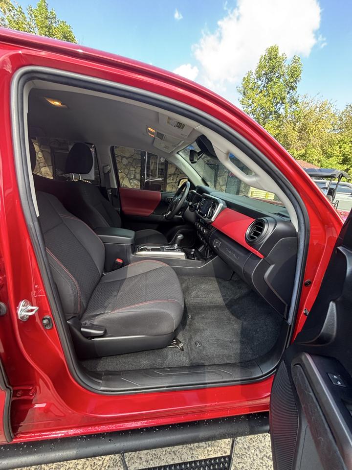 Toyota Tacoma 4WD TRD Off Road Double Cab 5' Bed V6 MT (Natl) 2023
