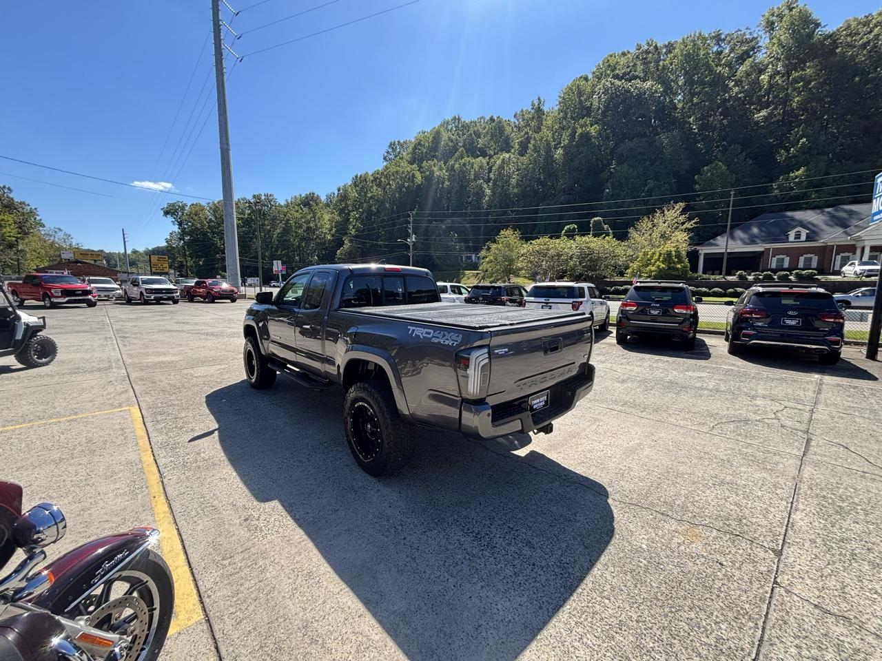Toyota Tacoma 4WD Access Cab V6 AT TRD Off Road (Natl) 2016