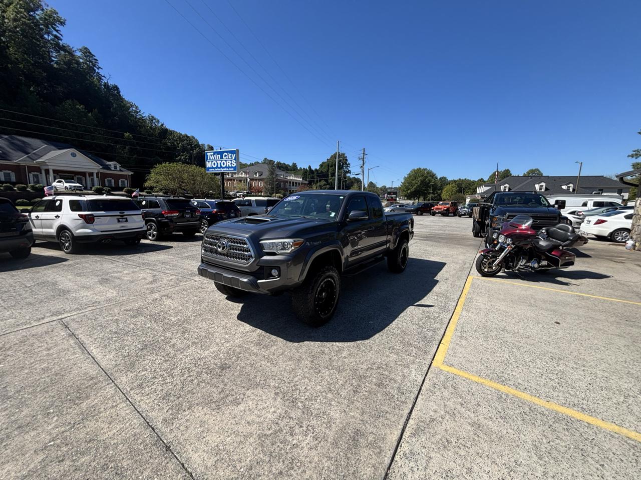 Toyota Tacoma 4WD Access Cab V6 AT TRD Off Road (Natl) 2016