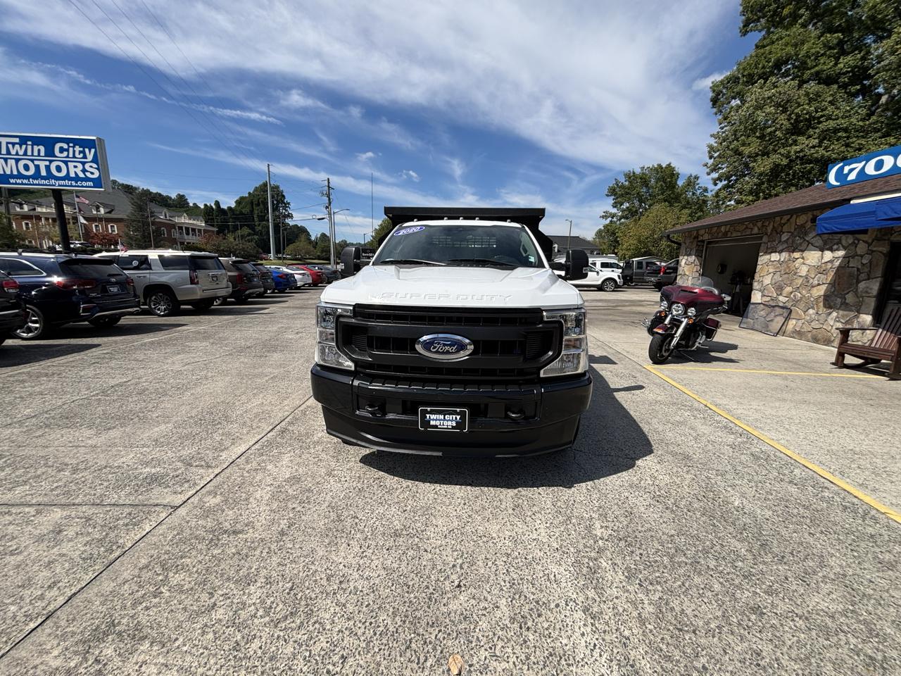 Ford Super Duty F-350 DRW XLT 4WD Reg Cab 145" WB 60" CA 2020