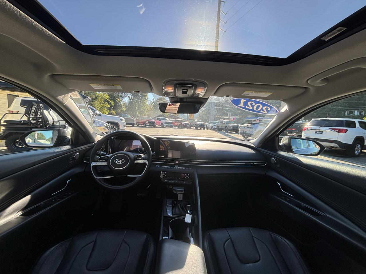 Hyundai Elantra Hybrid Limited DCT 2021