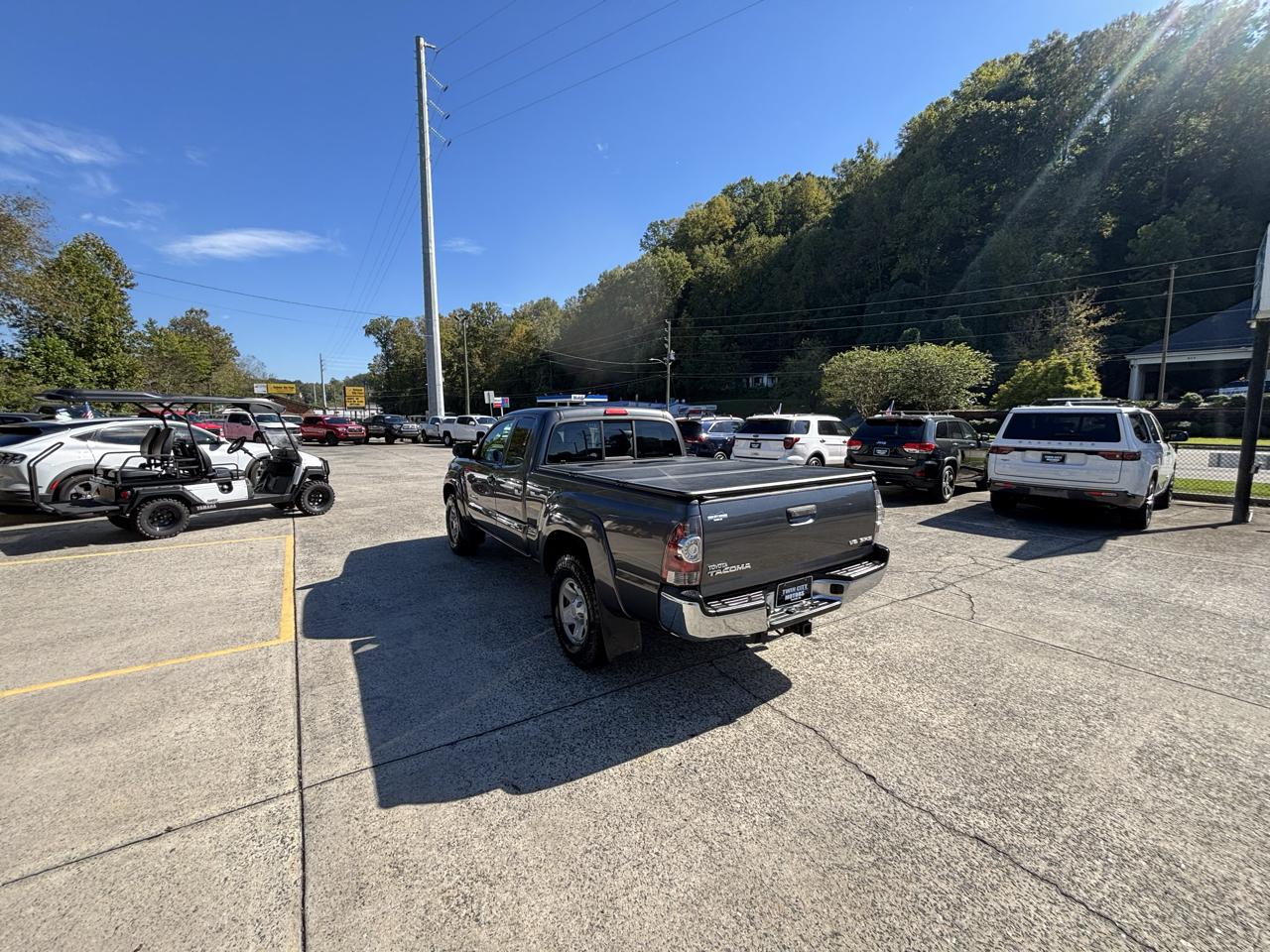 Toyota Tacoma 4WD Access Cab V6 MT (Natl) 2013