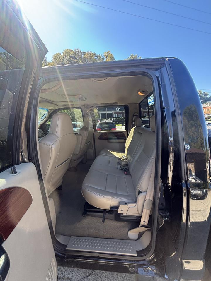 Ford Super Duty F-350 SRW Crew Cab 156" Harley-Davidson 4WD 2005