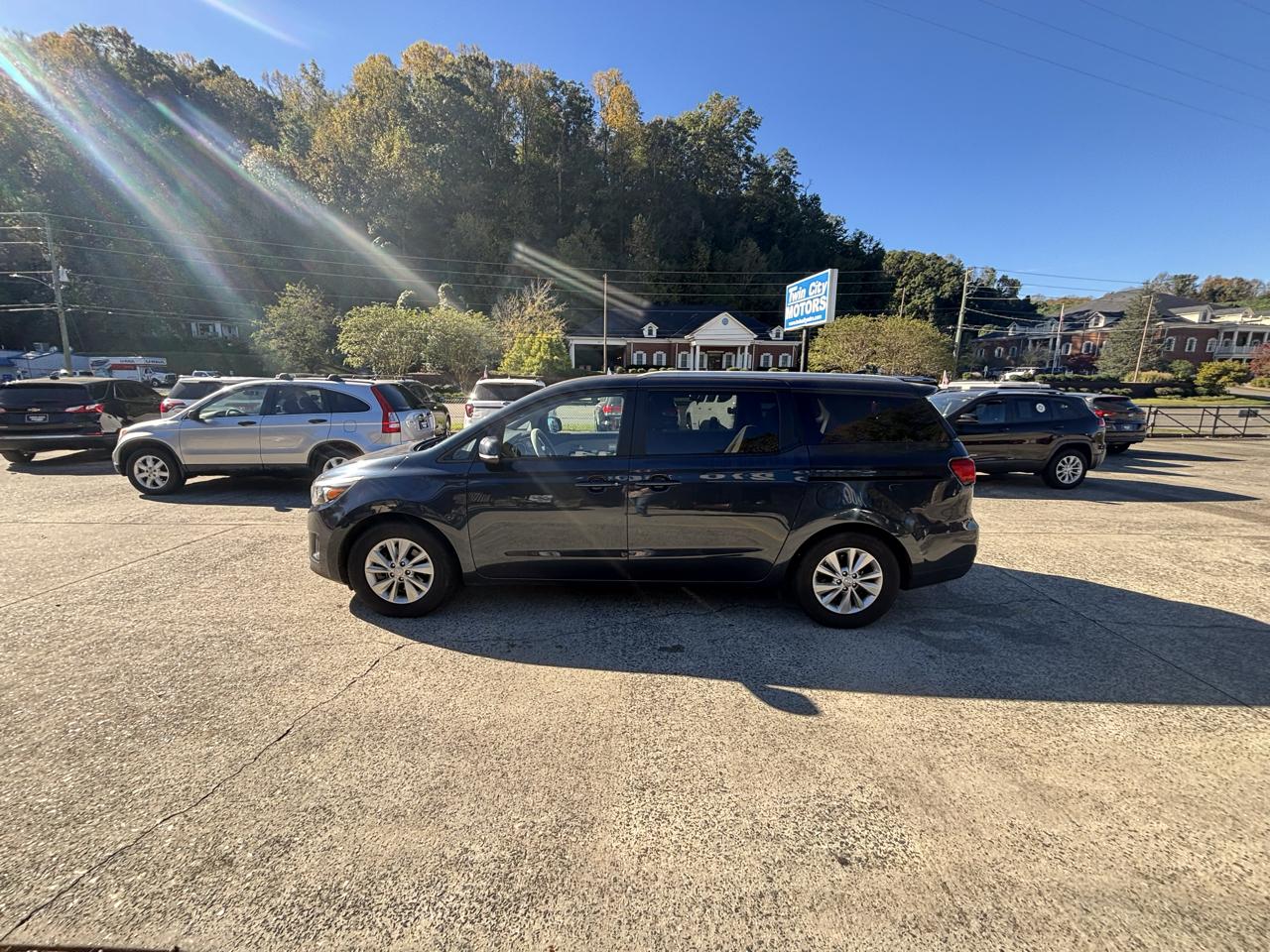 Kia Sedona 4dr Wgn LX 2016