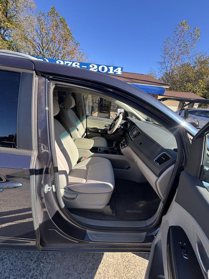 Kia Sedona 4dr Wgn LX 2016