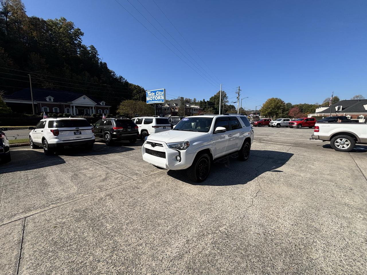 Toyota 4Runner 4WD 4dr V6 SR5 (Natl) 2020