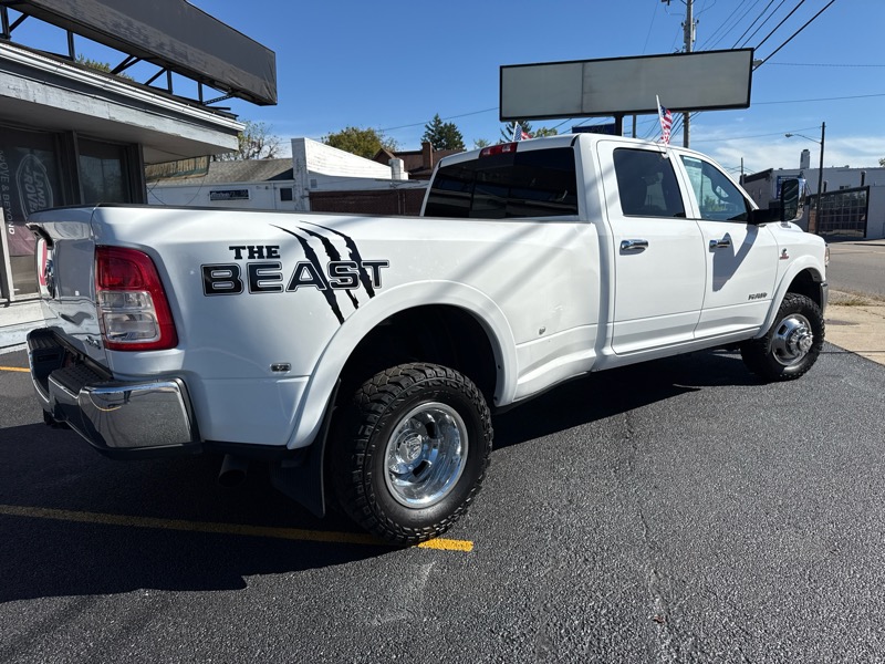 2022 Ram 3500 Tradesman photo 7