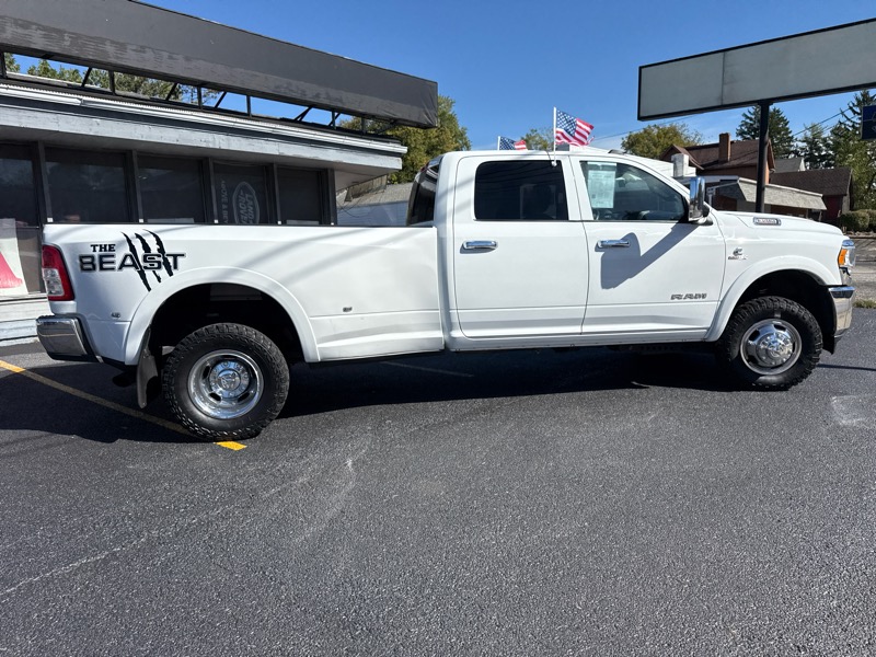 2022 Ram 3500 Tradesman photo 8